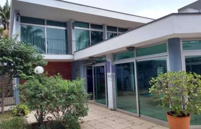 Sobrado para venda alto da boa vista, 3 dormitórios, 3 suítes, 3 banheiros, 2 salas, 6 vagas de garagem, 722 m² t, 605 c, são paulo.