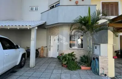 Casa em condomínio fechado com 3 quartos à venda na rua deputado hugo mardini, 1780, passo das pedras, porto alegre, 140 m2 por r$ 680.000
