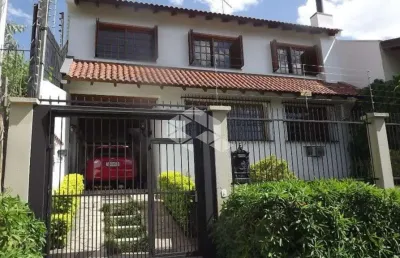 Casa em condomínio fechado com 5 quartos à venda na rua miracema, 27, chácara das pedras, porto alegre, 165 m2 por r$ 1.500.000