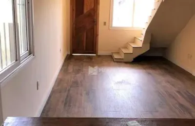 Sobrado com 2 dormitórios à venda, 62 m² por r$ 320.000,00 - bela vista - alvorada/rs