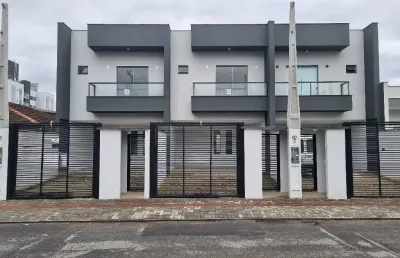 Casa com 3 quartos à venda na Vila Nova, Joinville 