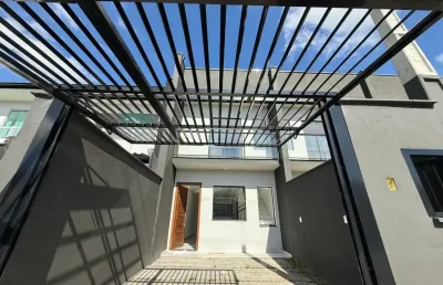 Oportunidade única para morar ou investir: umm sobrado geminado moderno, com acabamento diferenciado, localização estratégica, com fácil acesso à av. santos dumont e próximo ao aeroporto.