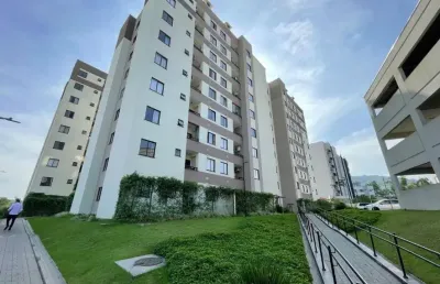 Apartamento mobiliado com 2 quartos localizado no bairro saguaçu!