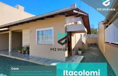 Casa mobiliada a 600 metros do mar no bairro itacolomi