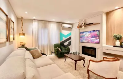 Encante-se: casa com 3 suítes, totalmente mobiliada, vagas cobertas para 5 carros, ampla área de lazer com churrasqueira, piscina e quintal!
