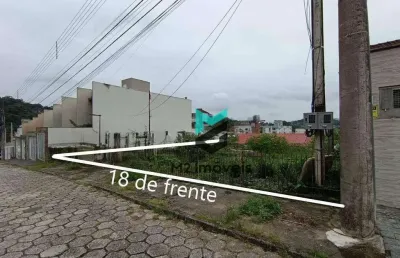 Terreno amplo de esquina no bairro escola agrícola – região valorizada de blumenau