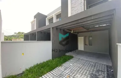 Sobrado com 3 dormitórios bairro água verde perto da cooper e à 100 metros da rua frei estanislau schaette