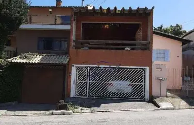 Sobrado de 3 dormitórios 1 suite 2 vagas de garagem