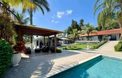 Casa com 6 quartos (3 suítes) à venda, 619 m² - chácara das paineiras - granja viana - carapicuíba/sp