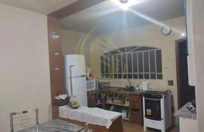 Espaçosa casa à venda em jundiaí-sp, no jardim pacaembu, com 3 quartos, 1 sala, 2 banheiros, 6 vagas de garagem e 148m².