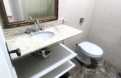 Excelente investimento (morar ou investir) (reformado) sala, 2 qtos + dependência transformada em bonito 3° qto suite) àrea serviço (1 vaga escritura) salão festas