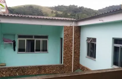 Casa padrão para venda em santo antônio duque de caxias-rj