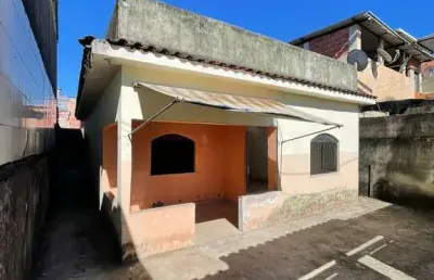 Casa 2 quartos com garagem, próximo ao city carne santa cruz da serra