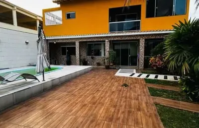 Casa de alto padrão a poucos metros da avenida automóvel club