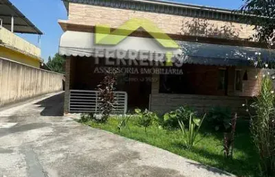 Casa linear independente com quintal frutífero – bairro residencial e tranquilo!