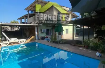 2 casas pelo preço de 1 com piscina em st cruz da serra