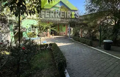 Oportunidade incrível - casa duplex com terraço e estrutura imponente em imbariê