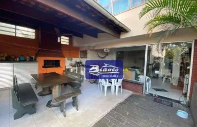 Casa com 3 quartos à venda na Rua Dona Olga, 32, Vila Augusta, Guarulhos