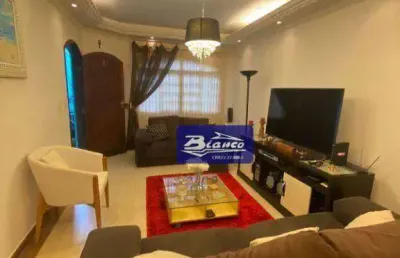 Vendo sobrado com 3 dorms,sendo 1 suite, e aceito apartamento como parte de pagto ate 600mil.