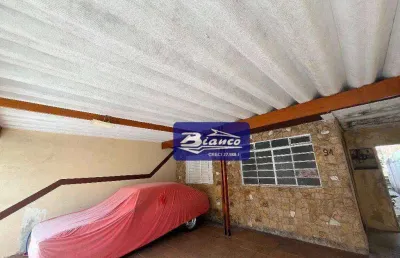 Casa com 2 quartos à venda na Rua Mário de Jesus Rodrigues, 69, Parque Renato Maia, Guarulhos