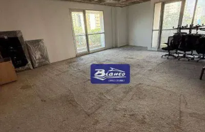 Sala comercial 98m² com vista livre e 2 vagas na garagem.