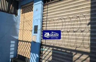 Predio comercial junto a av.paulo faccini na  rua siqueira campos dois andares  5 salas e 1 refeitório térreo salão 90m2