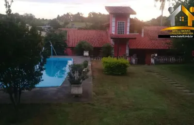 Bela casa térrea no condomínio colinas de caucaia do alto - cotia