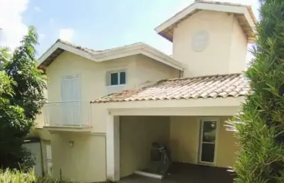 Casa para locação no condomínio nascentes granja viana - batelli imóveis