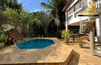 Casa à venda no condomínio petit village na granja viana - batelli imóveis
