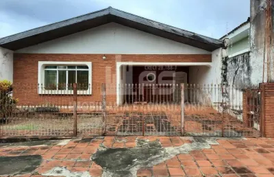 Casa com 3 quartos à venda no Jardim Maria Izabel, Marília 