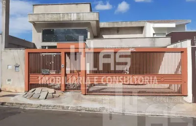Casa com 4 quartos à venda no Jardim Riviera, Marília 