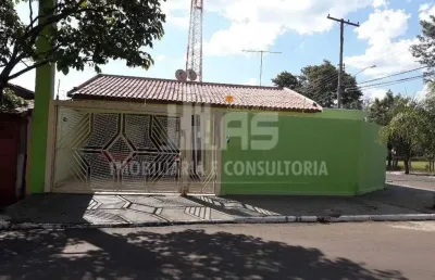 Casa com 3 quartos à venda no Jardim Santa Antonieta, Marília 