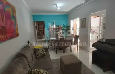 Casa com 3 quartos à venda no Cavalieri, Marília 