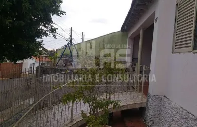 Casa com 3 quartos à venda na Rua Rodrigues Alves, Alto Cafezal, Marília