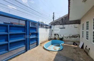 Casa com 3 quartos à venda no Núcleo Habitacional Alcides Matiuzzi, Marília 