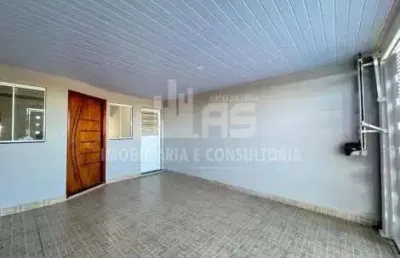 Casa á venda contendo 3 quartos sendo 1 suíte no jardim flamingo