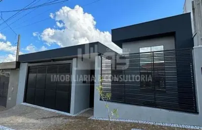 Casa a venda com 3 quartos sendo 1 suíte no jardim florença