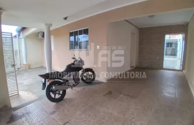 Casa com 3 quartos à venda no Jardim Nacional, Marília 