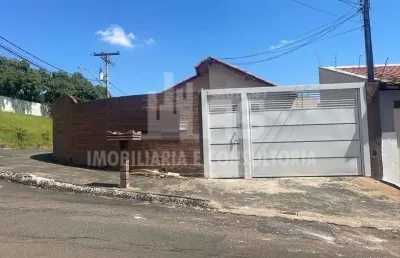 Casa à venda no bairro thereza bassan de argollo ferrão - marília/sp