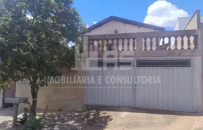 Casa à venda no bairro jardim virgínia - marília/sp