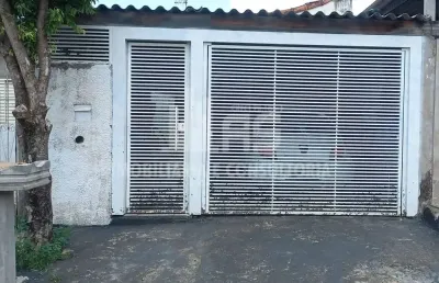 Casa a venda com 02 quartos no jardim santa antonieta