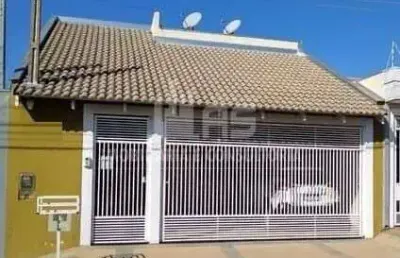 Casa à venda no bairro jardim virgínia - marília/sp
