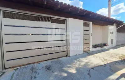 Casa com 5 quartos à venda no Cascata, Garça 