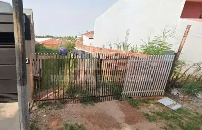 Terreno à venda no Jardim Adolpho Bim, Marília 