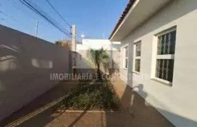 Casa com 3 quartos à venda no Jardim São Domingos, Marília 