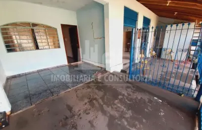 Casa a venda com 2 quartos sendo 1 suíte no nova marília