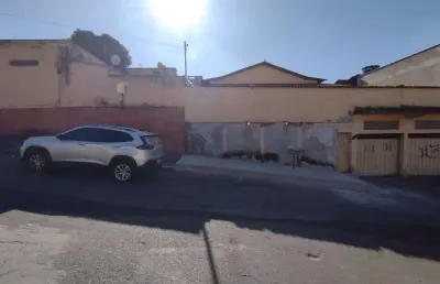 Casa com 4 quartos à venda na Rua Jonas Belizário, Laranjeiras, Betim