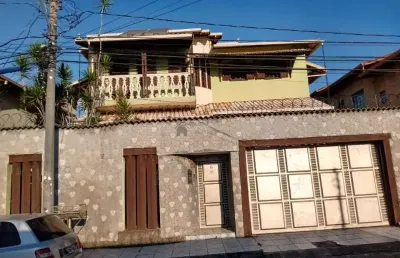 Casa com 3 quartos à venda na Rua Janaaºba, Fonte Grande, Contagem