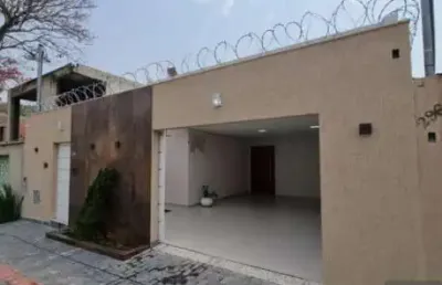 Casa com 3 quartos à venda na Rua Aroeira, Sapucaias III, Contagem
