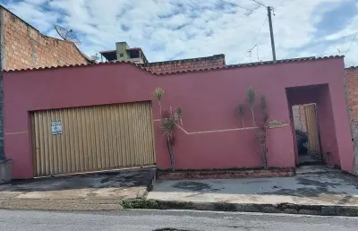 Linda cada em lote de 360 metros no bairro taquaril em betim
